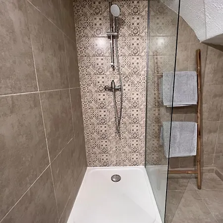 Charme Et Authenticité à - Centre&plages * Menton