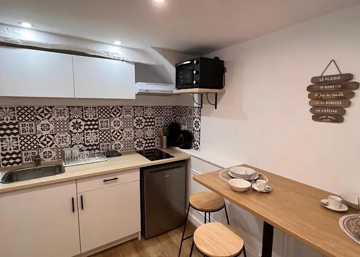 Charme Et Authenticite A - Centre & Plages Apartment