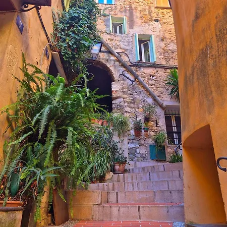 Charme Et Authenticité à - Centre&plages Mentone