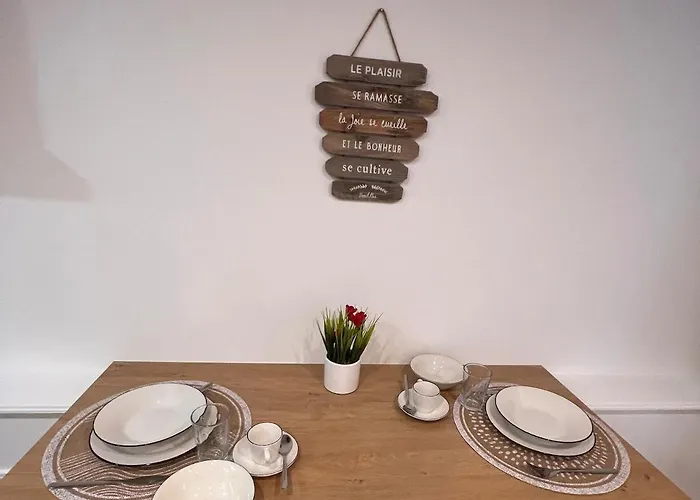 Charme Et Authenticite A - Centre & Plages 芒通